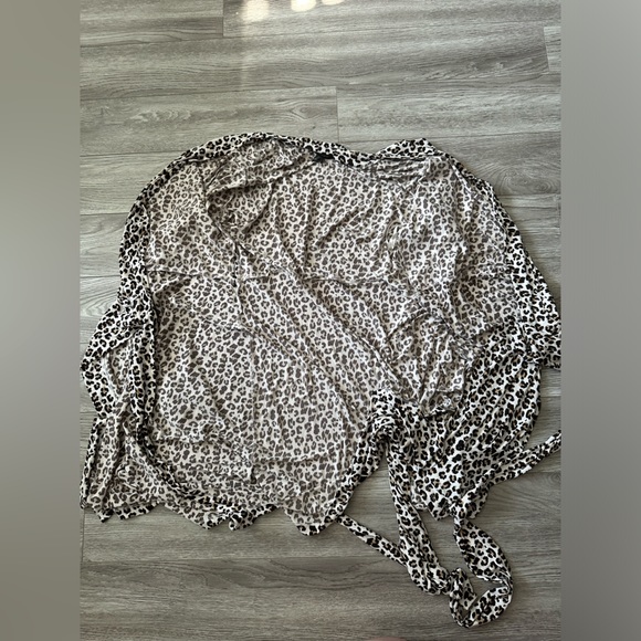 Leopard Wrap Dress - Picture 11 of 16